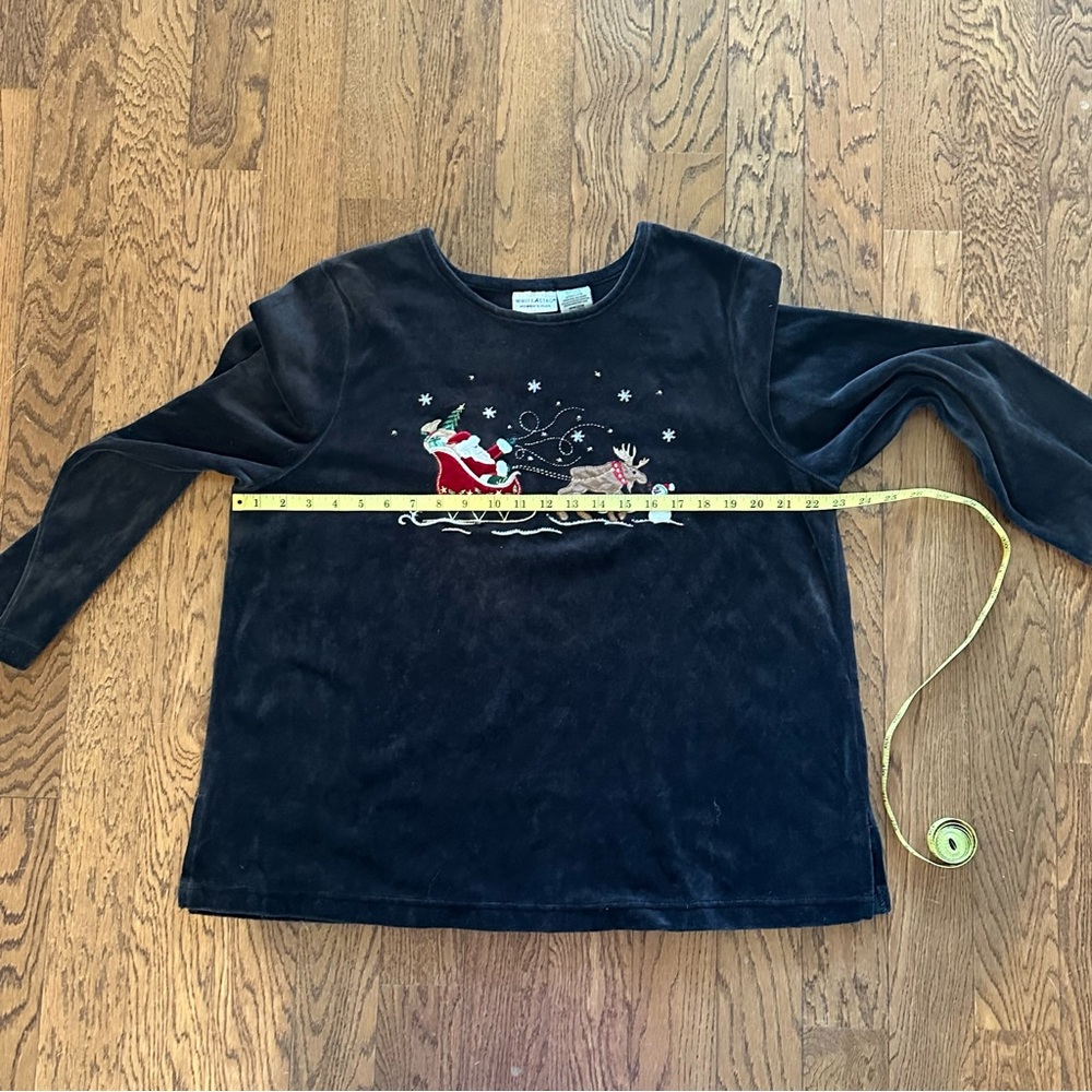 White Stag Plus Black Velour Christmas Shirt with Santa & Reindeer sz 18W/20W - Picture 7 of 7